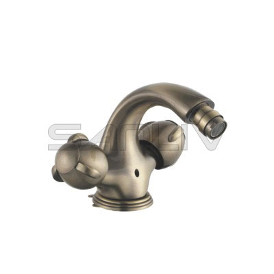 Two Handle Bronze Bidet Mixer Faucet 82602YB
