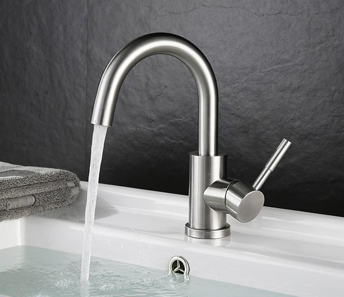 Single Lever Bathroom Sink Faucet With Movable Spout in Satin Nickel 80105