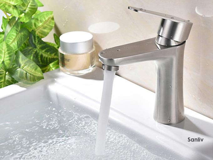 Brushed Stainless Steel Single-Handle Bathroom Basin Mixer 80101