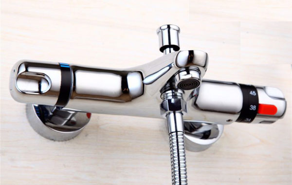 Thermostatic Bathtub Shower Mixer Tap Chrome Plated Brass