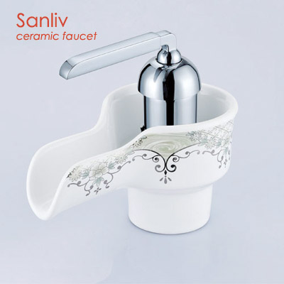 Single Handle Waterfall Ceramic Basin Mixer Tap 28554