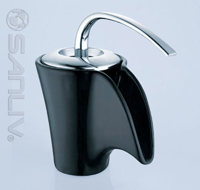 Single Lever Waterfall Ceramic Lavatory Faucet