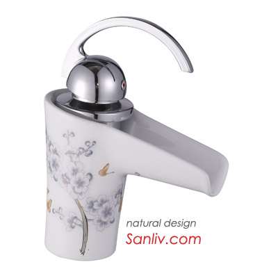 SSingle-Control Waterfall Ceramic Bathroom Sink Mixer Tap 28528