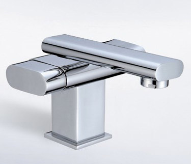 single hole two handle lavatory faucet